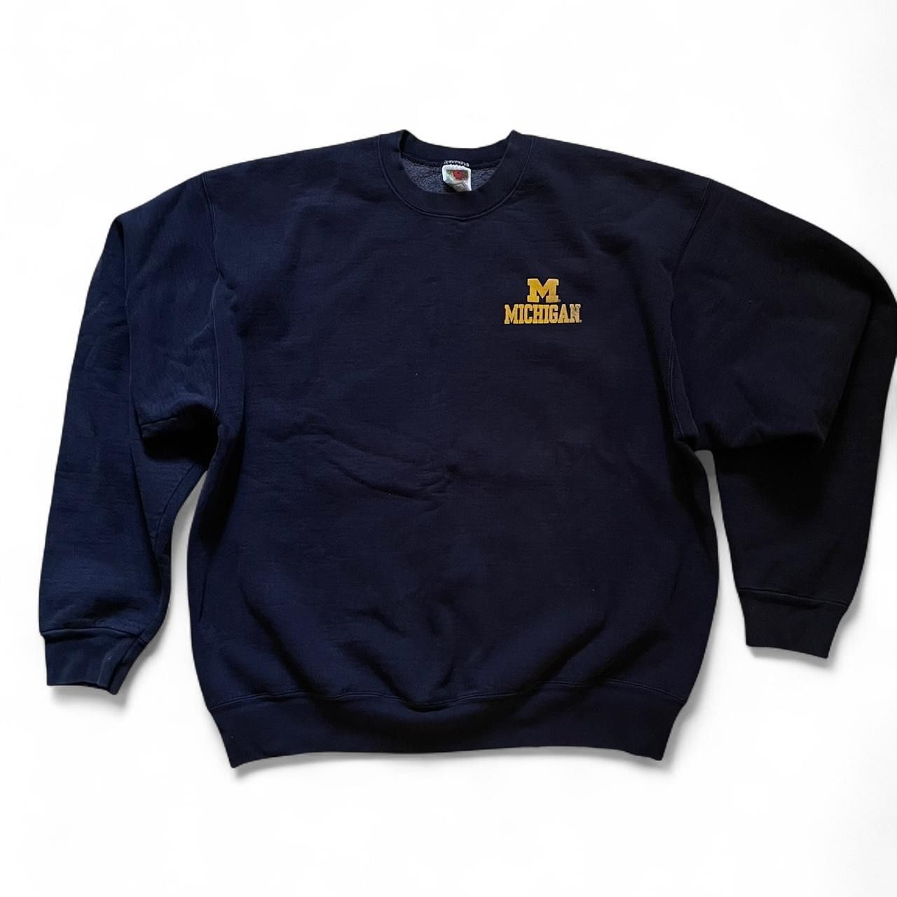 Michigan Wolverines Vintage Navy Blue Colosseum Crewneck Arch Over Logo Pull Over Sweatshirt Sportswear Measurements: Pit to pit - 26”in Length - 2