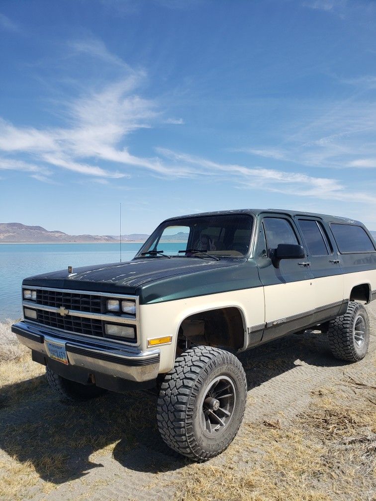 1990 Chevrolet Suburban