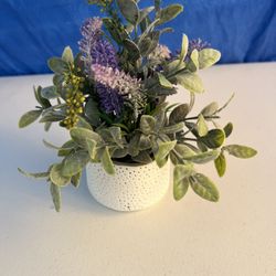 Decorative Tabletop Artificial Floral Plant