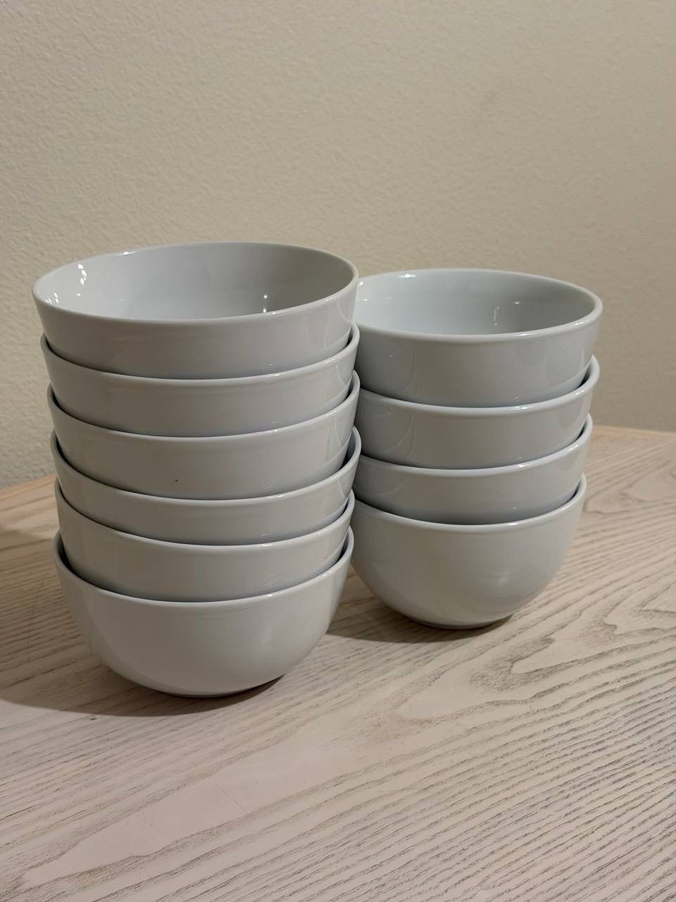 Bowls 5 inches white for Sale in Auburn, WA - OfferUp