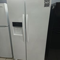 Frigidaire Side By Side Fridge With Warranty 