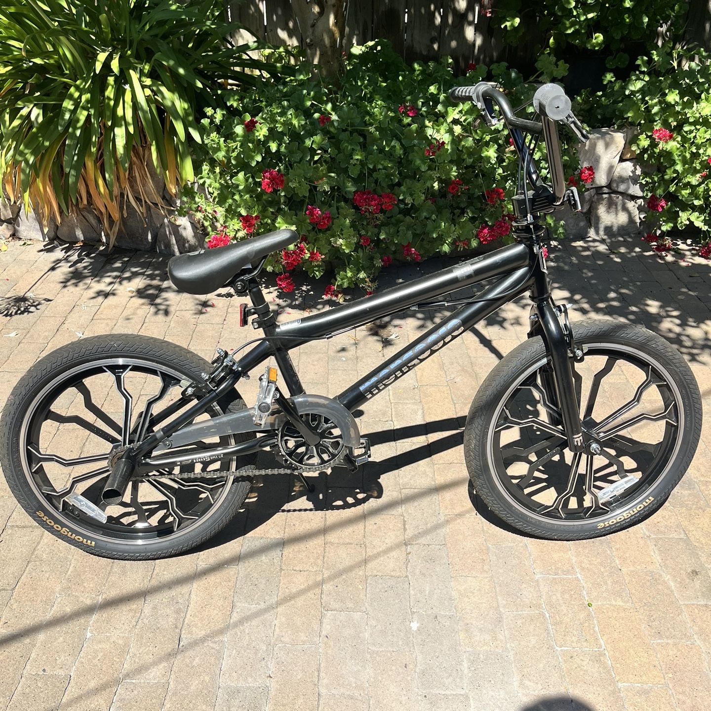 Black 20” Mongoose BMX Bike for Sale in Fairfield, CA - OfferUp