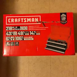 Brand New Craftsman 218 Piece Mechanics Tool Set with Metal Tool Box.      170 Firm on Price.       170 Firme en Precio.
