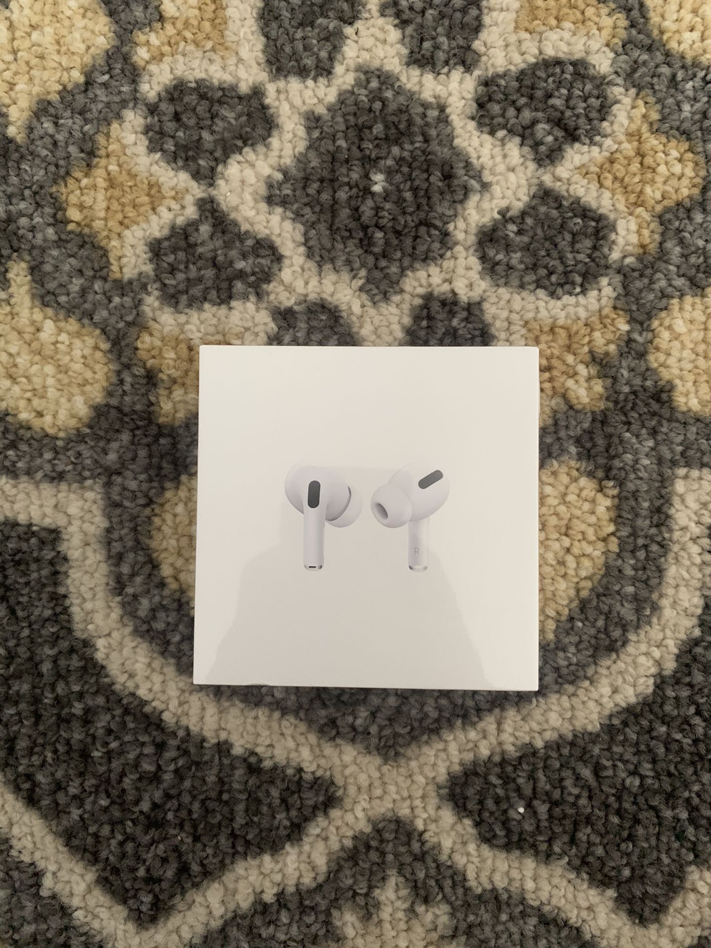 AirPods Pro (factory sealed)