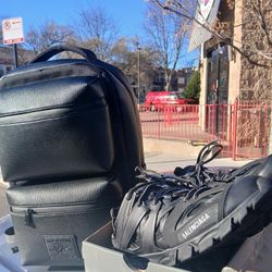 BLK BALENCIAGA SIZE 11 & LEATHER TRUE RELIGION BACKPACK 