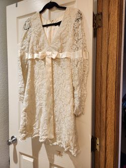 Dresses different brands & size 6 or Small