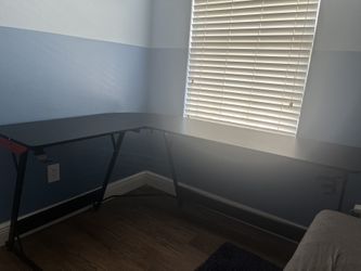 L Shape Gaming Desk 