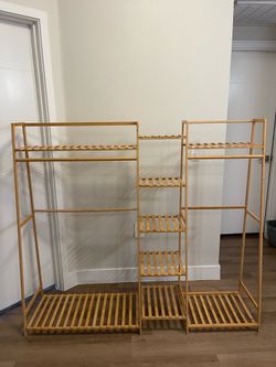 Colgador para ropita de bebé