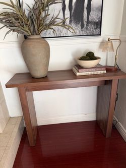 Entry console table