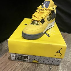 Jordan 4 lightning 