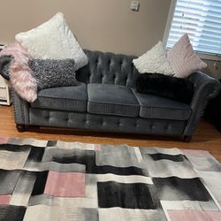 NEW Couch - velvet, floral design in Gray