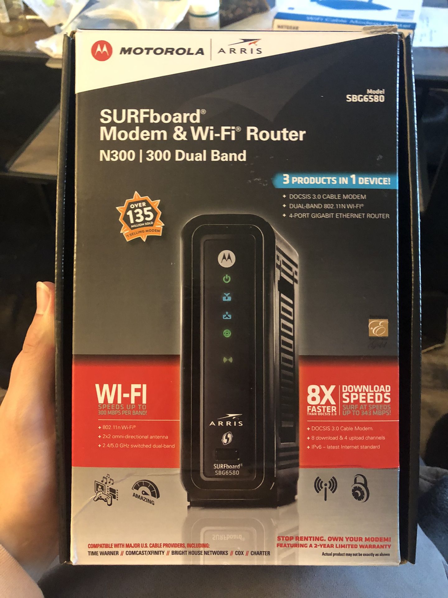 Arris Surfboard Modem and WiFi Router 300 Dual Band