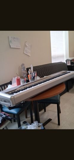 KEYBOARD - CASIO PRIVIA