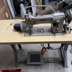 Pfaff Industrial Sewing Machine