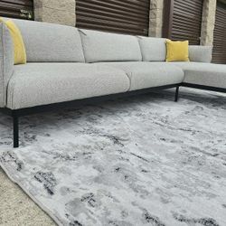 LIKE NEW Light Gray / Grey Sectional Couch - DELIVERY  POSSIBLE