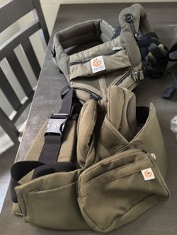 Ergobaby Baby Carrier