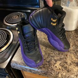 Jordan Retro 12’s (kids) Size 4 Purple And Black