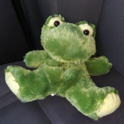 (21) Kellytoy Soft Plush 9" Frog