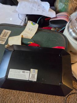 One cell phone cleaner with charger know how charger asking 50