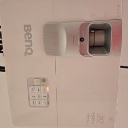 Benq 1080p HD Projector - Like New