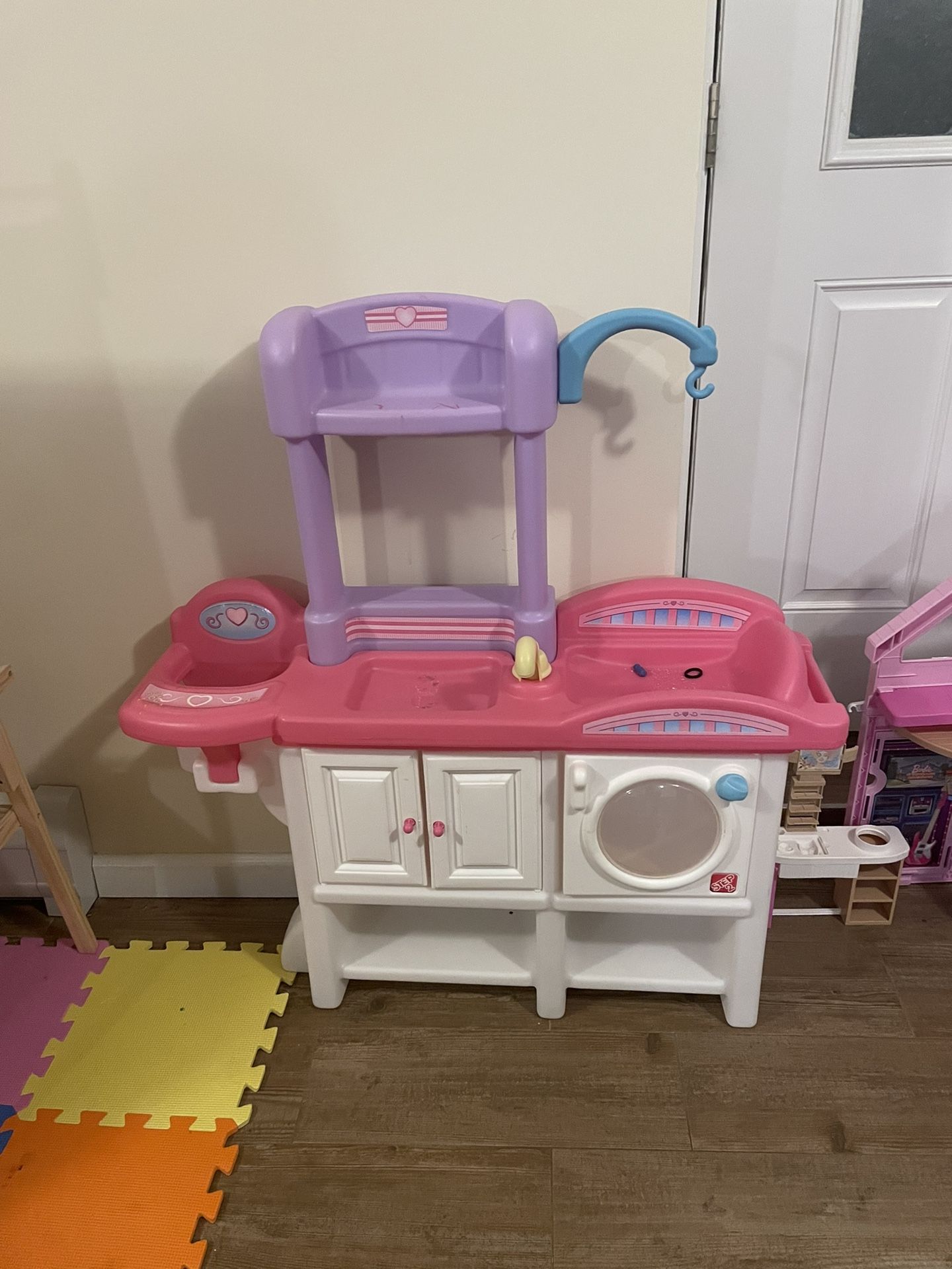 Step 2 Nursery/Changing Table