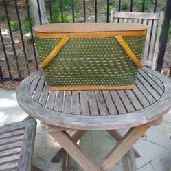 Vintage Picnic Basket