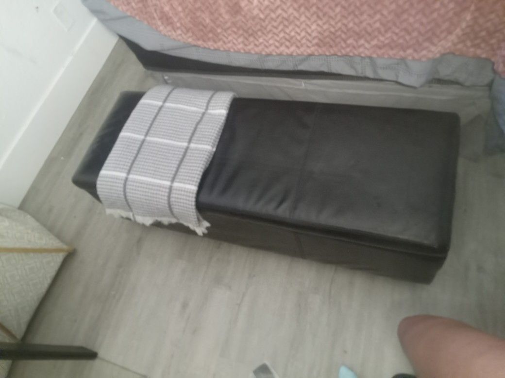Leather End Of Bed Storage Bin