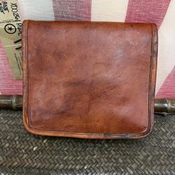 NWT Aaron Leather Goods Messenger Bag