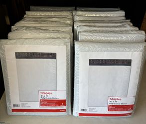 Staples. 8½ x 11 Poly Bubble Mailers