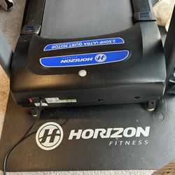 Horizon Treadmill With Bluetooth 