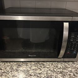 Magic Chef microwave 