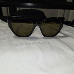 Prada Cat Eye Sunglasses 