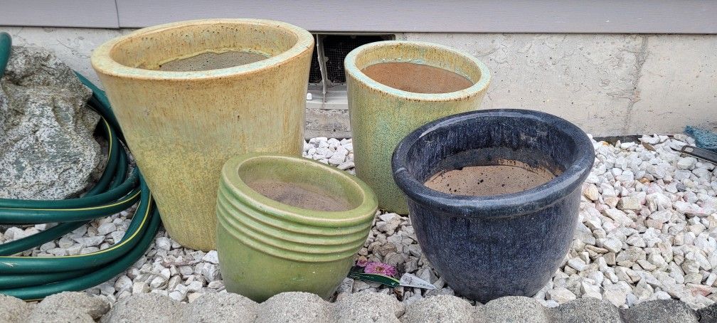 CERAMIC POTS FOR PLANTS