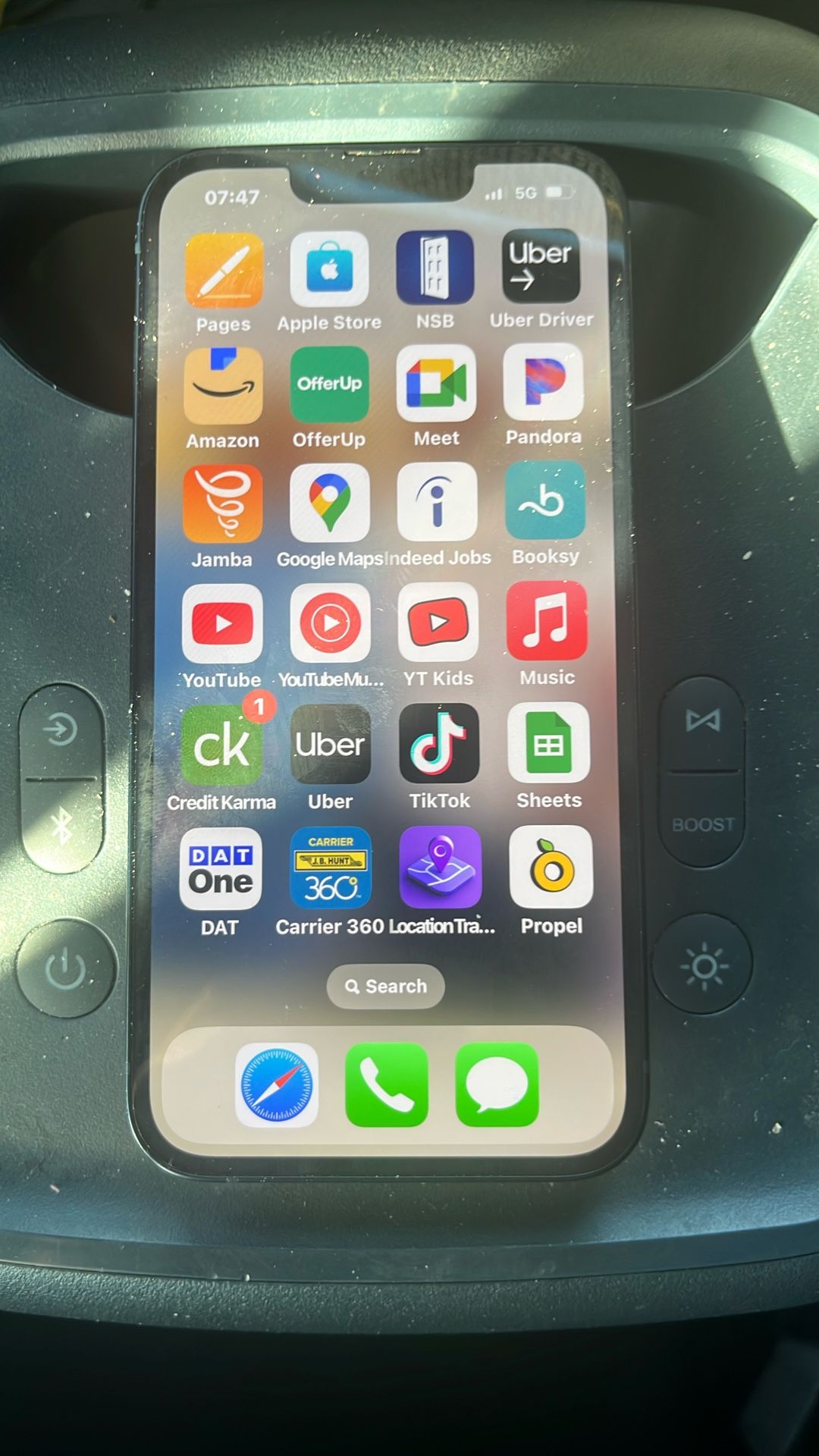 Apple iPhone 13