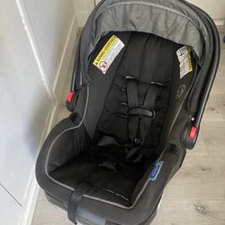 Car Seat  Gracco MODES  With Click Connect 