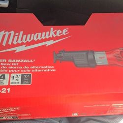 Milwaukee Super Sawzaal