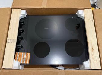 Whirlpool 30 in. Radiant Electric Ceramic Glass...