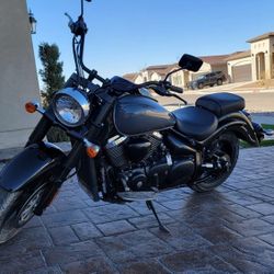 2018 Suzuki Boulevard C90