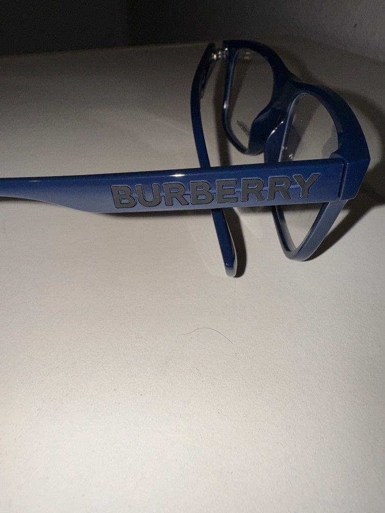 Burberry Glasses (NEW) With case