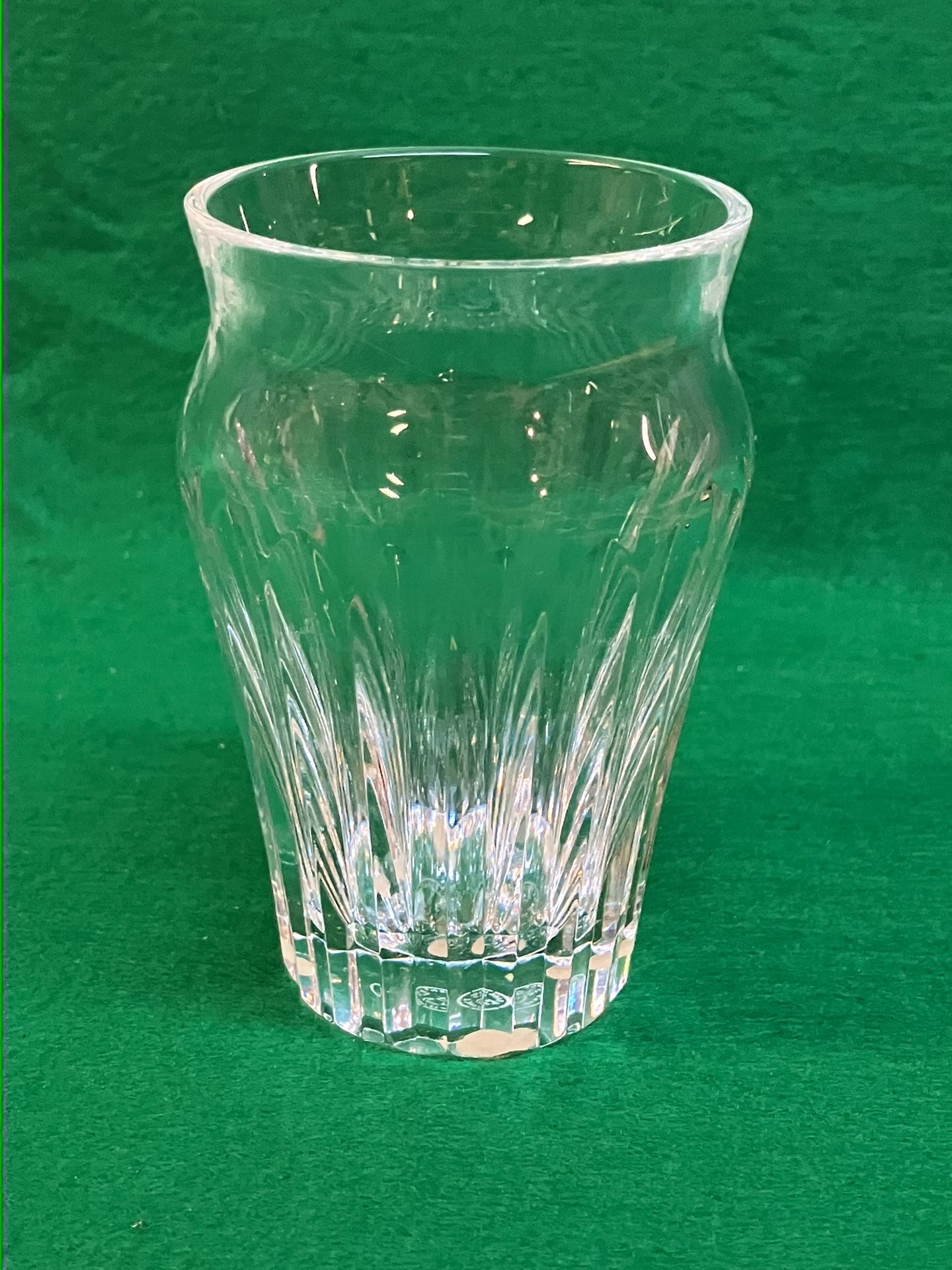 Vintage Baccarat France Cut Crystal Ribbed Bottom 4” Bud Vase