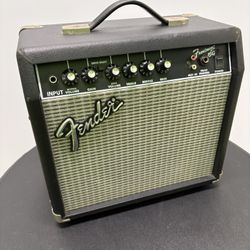 Fender Frontman 15G Guitar Amp – 38W | Type PR 495 