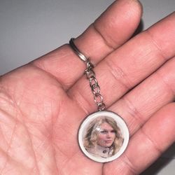 Taylor Swift Cabochan Keychain 