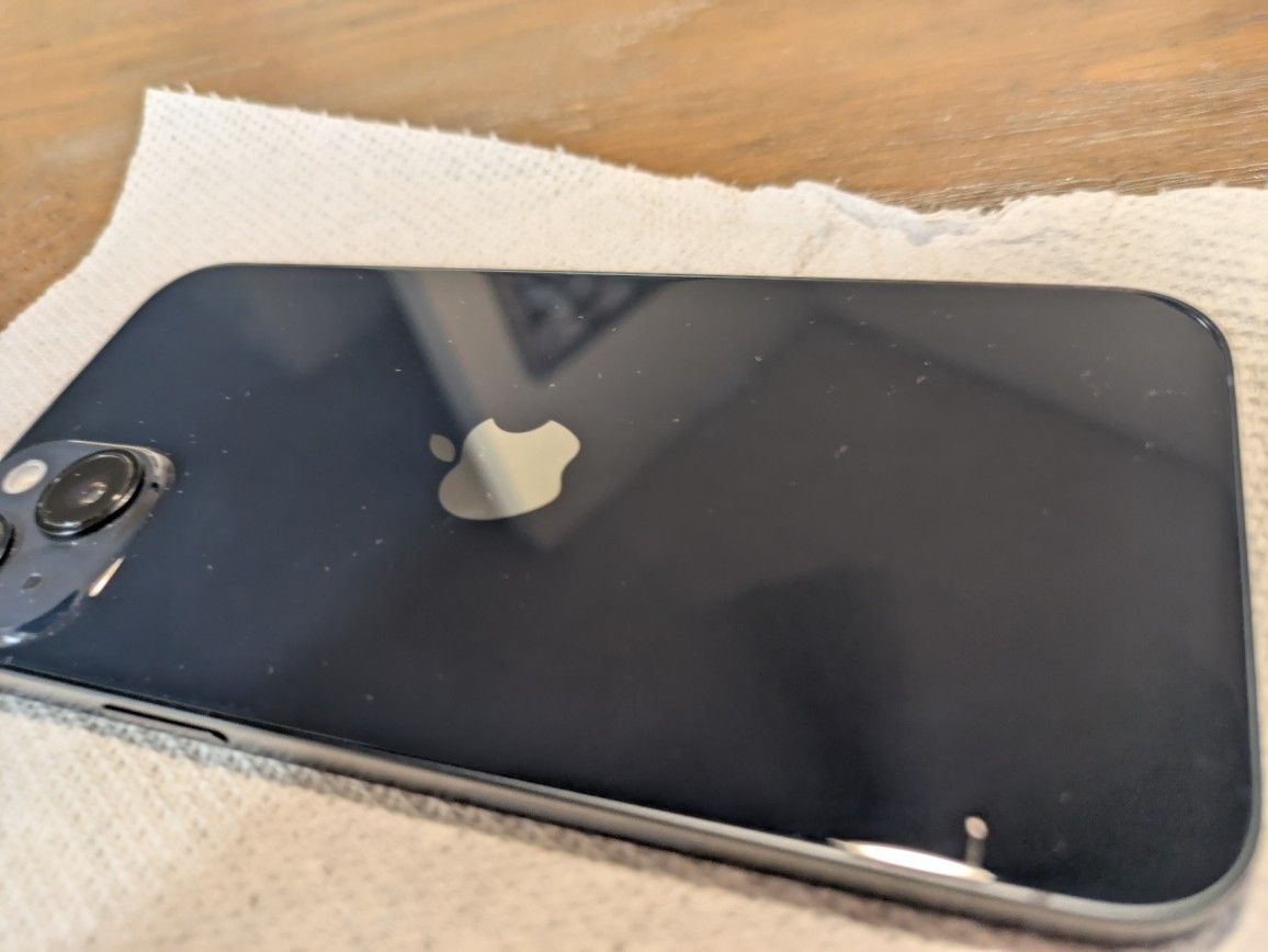 Apple iPhone 14