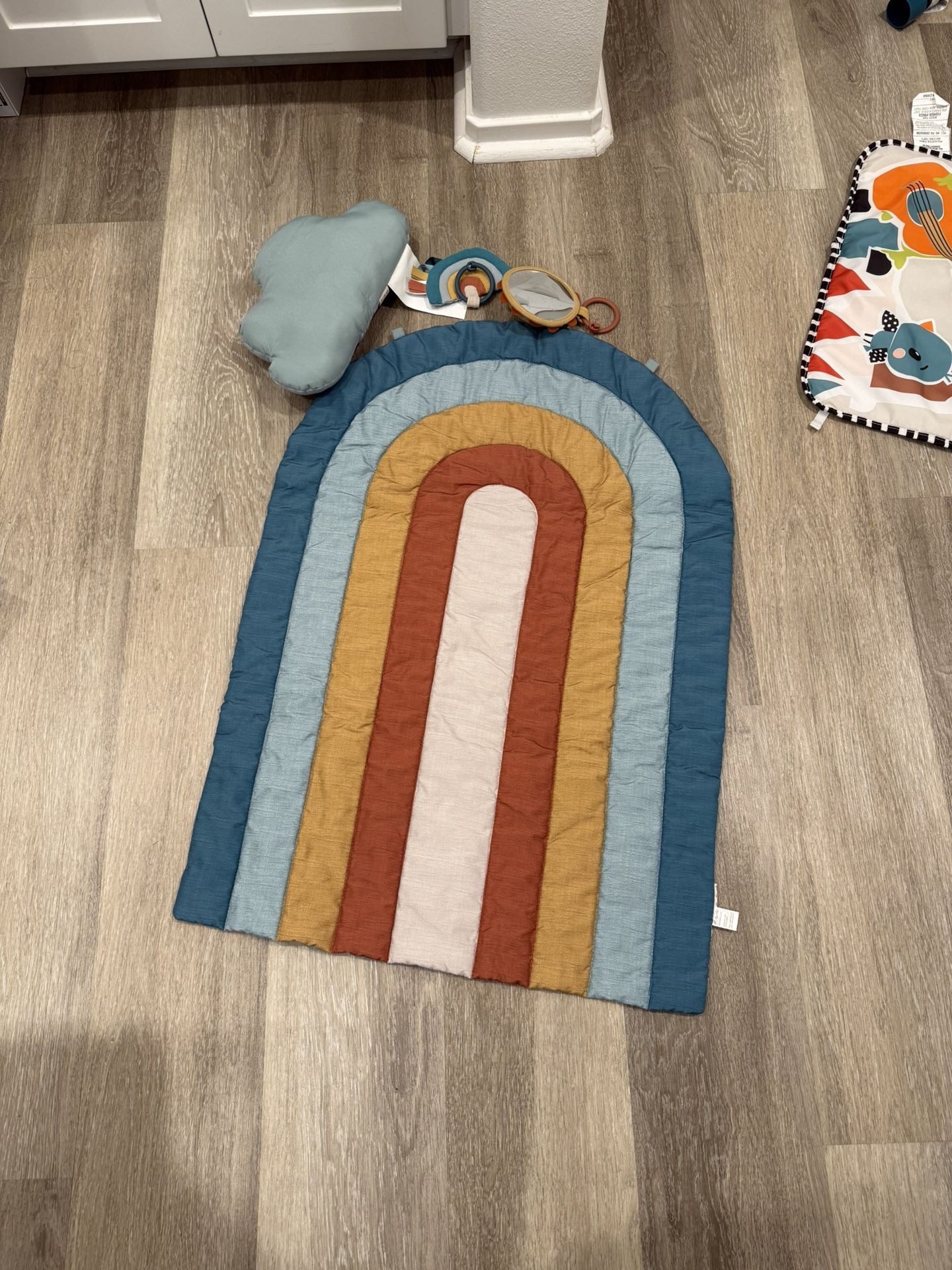 Itzy Ritzy Tummy Time Mat