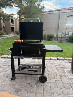 Expert Grill with cover