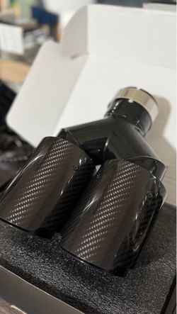 bmw m Carbon Fiber Dual Exhaust Tip pair