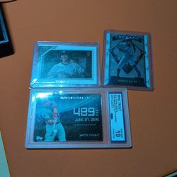 Wilson A950 Near Mint Condition Not Even Broken In With Some Baseball Cards