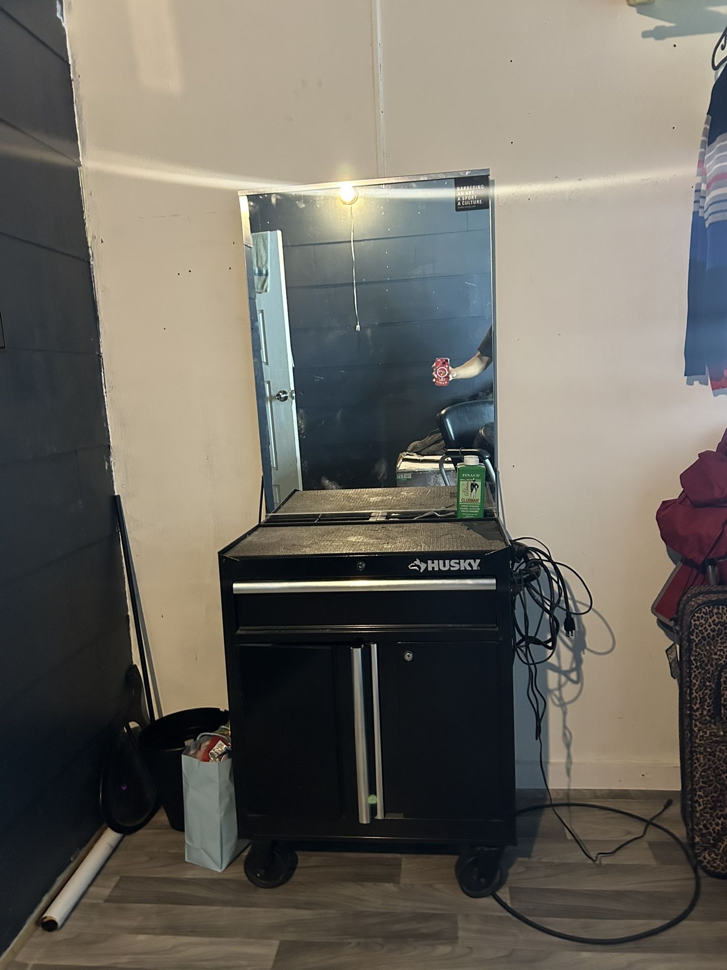 Tool Box / Mirror/ Barber Set Up