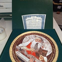 2010 For Children Everywhere  The Bradford Exchange Limited Edition Norman Rockwell's Christmas Memories New In Box With COA A1P001