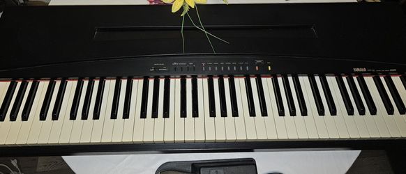 Yamaha YPP-50 76-Key Full Size Portable Digital Piano
